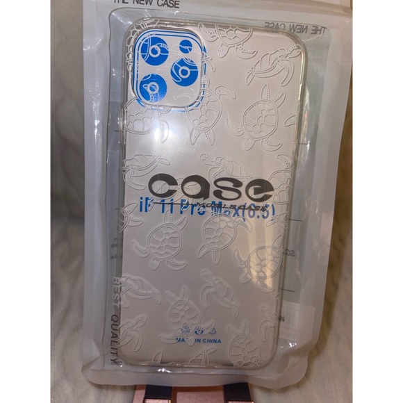 Clear Turtle Print iPhone 11 Pro Max Case🐢 - Picture 6 of 17